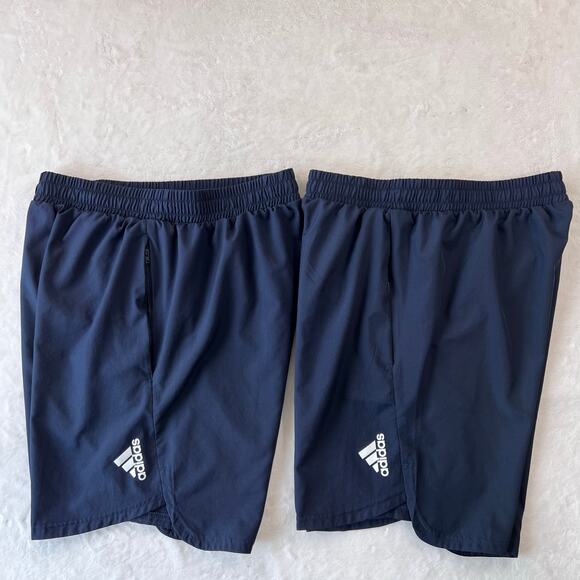Adidas Aroready Men’s navy Blue athletic shorts sz medium 9” inseam lightweight - Picture 1 of 8